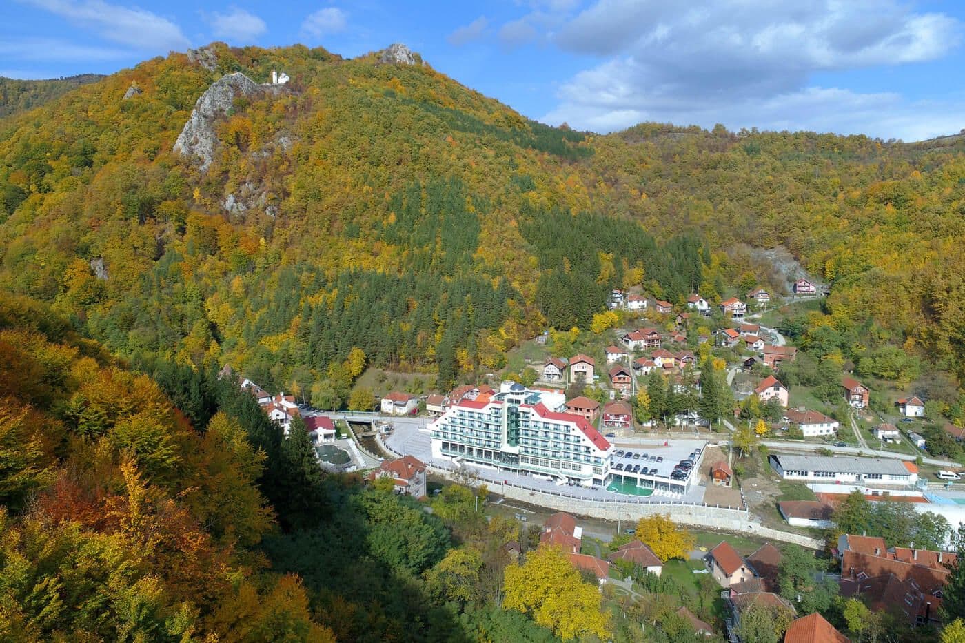 Луковска Бања - 11ти Октомври